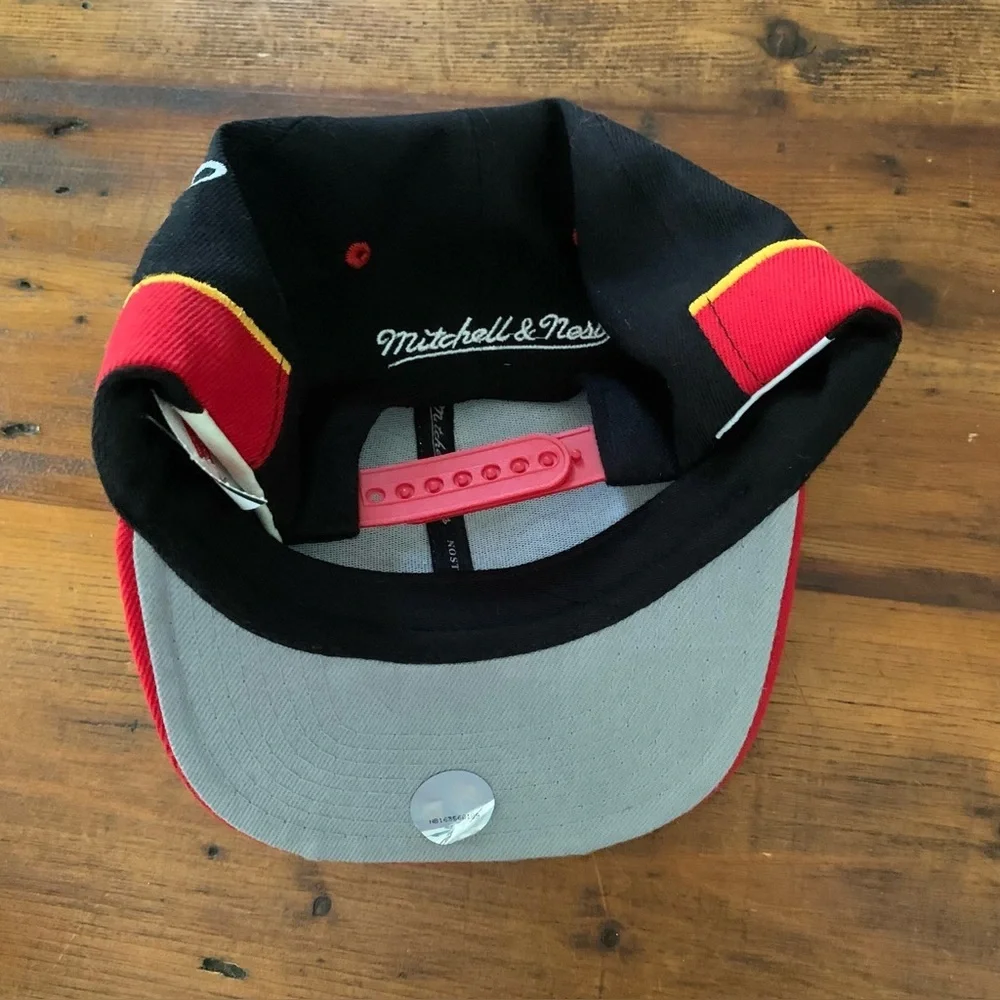 Mitchell & Ness Wool Miami Heat Black and Red Adjustable SnapBack Cap